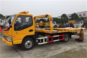 乌什哪里有拖车服务