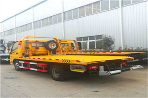 乌什附近拖车救援搭电